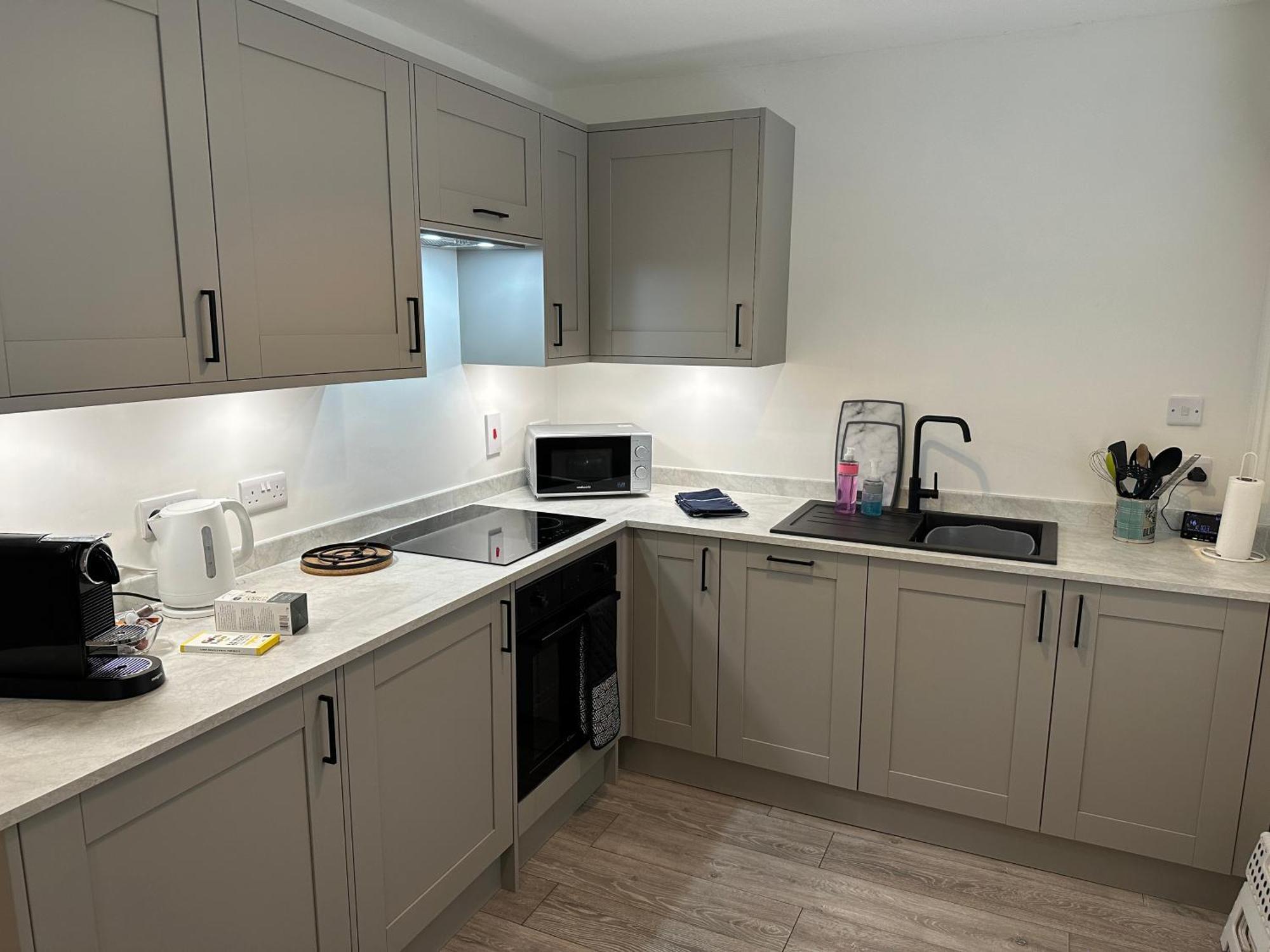 House By The Sea, Worthing Villa Екстериор снимка
